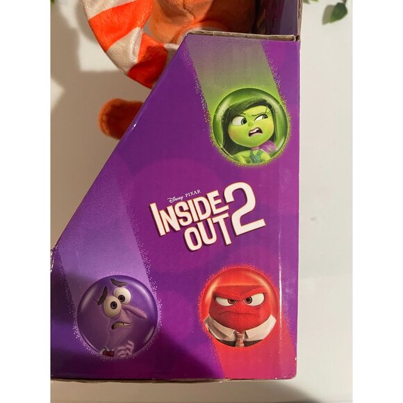 Disney Pixar Inside Out 2 Talking & Shaking Fear Plush Figure - Picture 6 of 9